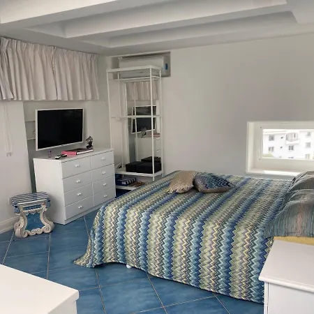 Apartman Regina Di - Camerelle -